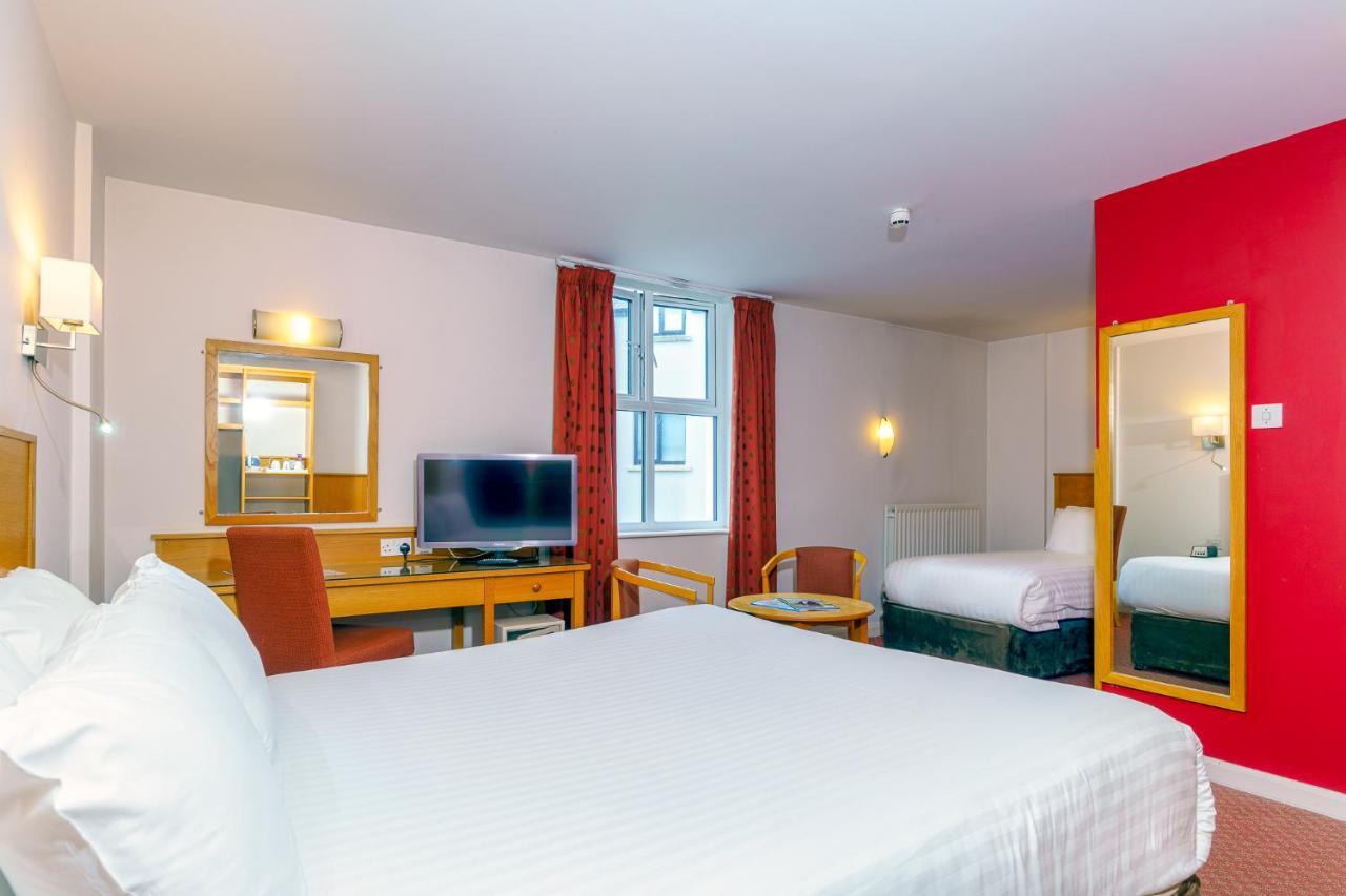 Portrush Atlantic Hotel Bagian luar foto